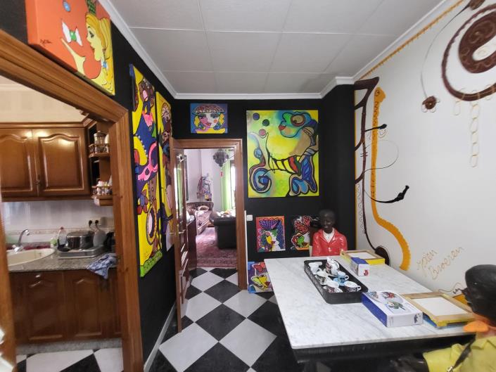 Image No.12-3 Bed House for sale