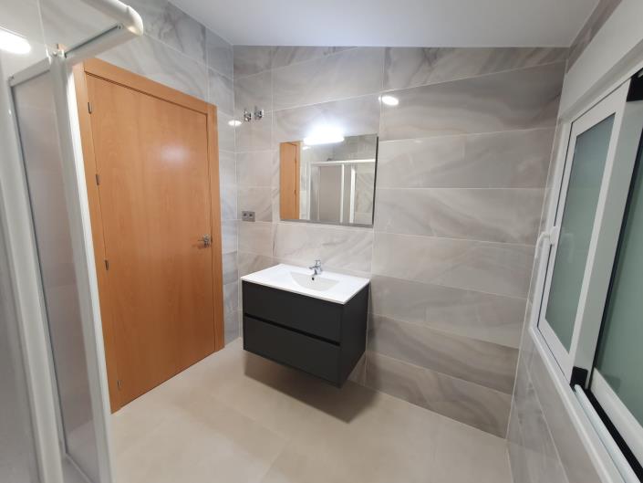 Image No.16-5 Bed Villa / Detached for sale