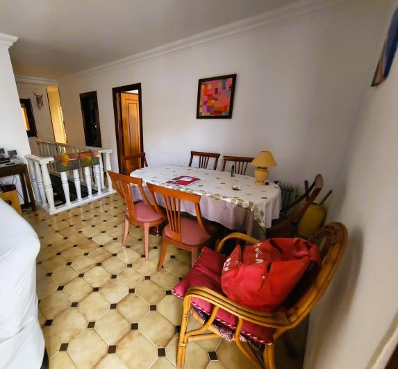 Image No.9-3 Bed House for sale