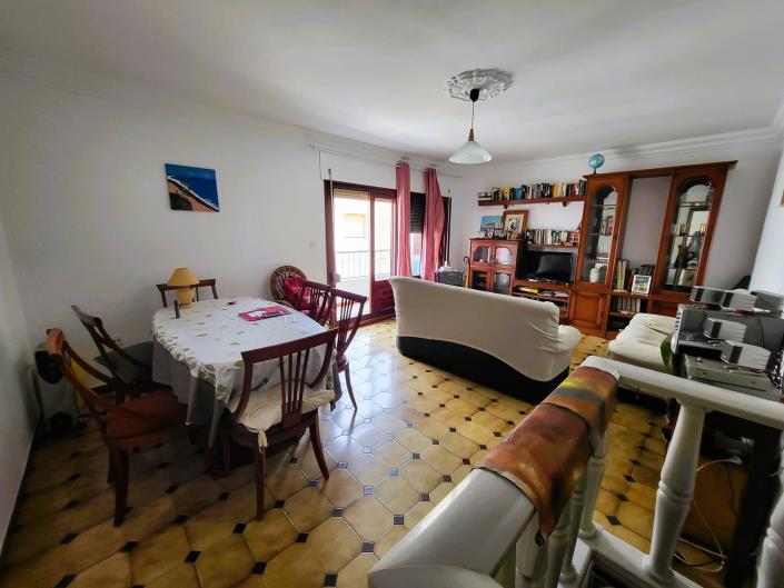 Image No.7-3 Bed House for sale