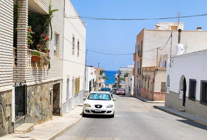 Image No.37-3 Bed House for sale