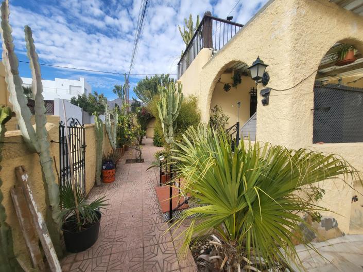 Image No.2-3 Bed Villa for sale