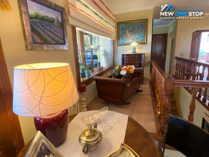 Image No.20-3 Bed House for sale