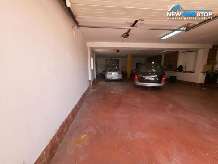 Image No.41-4 Bed Villa / Detached for sale