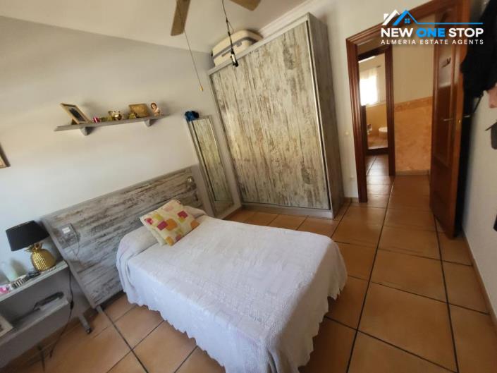 Image No.26-4 Bed Villa / Detached for sale