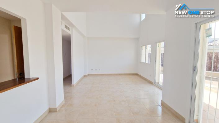 Image No.9-3 Bed Villa / Detached for sale