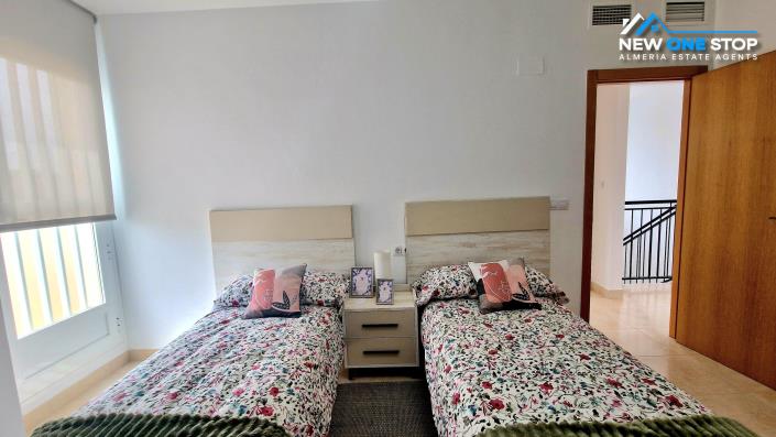 Image No.13-3 Bed Villa / Detached for sale