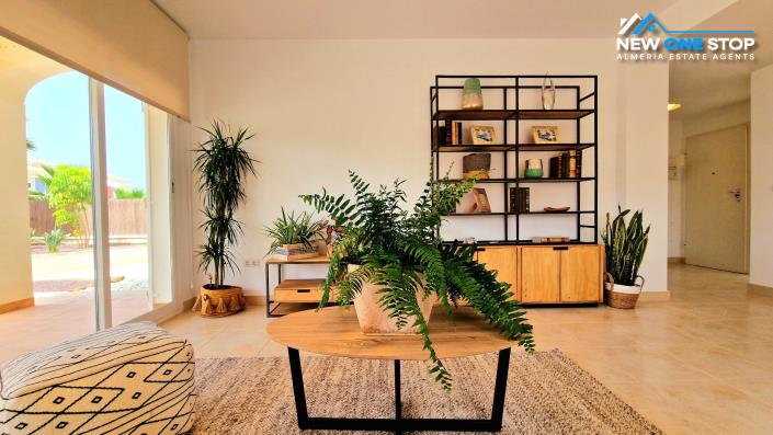 Image No.5-Villa / Détaché de 4 chambres à vendre à Purias