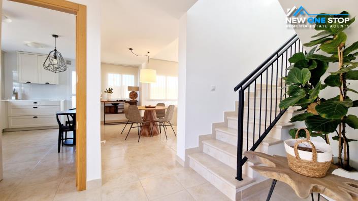 Image No.3-Villa / Détaché de 4 chambres à vendre à Purias