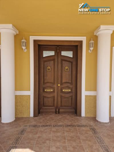 Image No.24-9 Bed Villa for sale