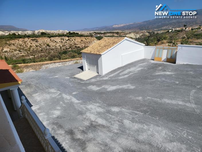 Image No.50-9 Bed Villa for sale