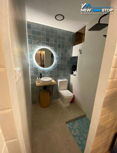 Image No.8-3 Bed House for sale