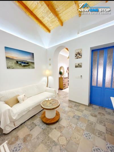 Image No.2-3 Bed House for sale