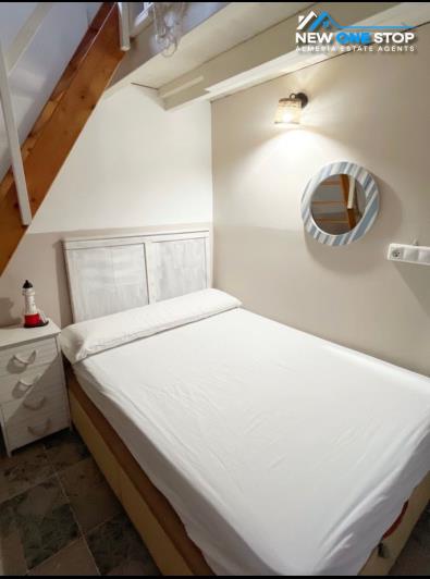 Image No.9-3 Bed House for sale