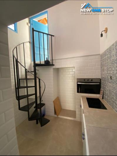 Image No.6-3 Bed House for sale