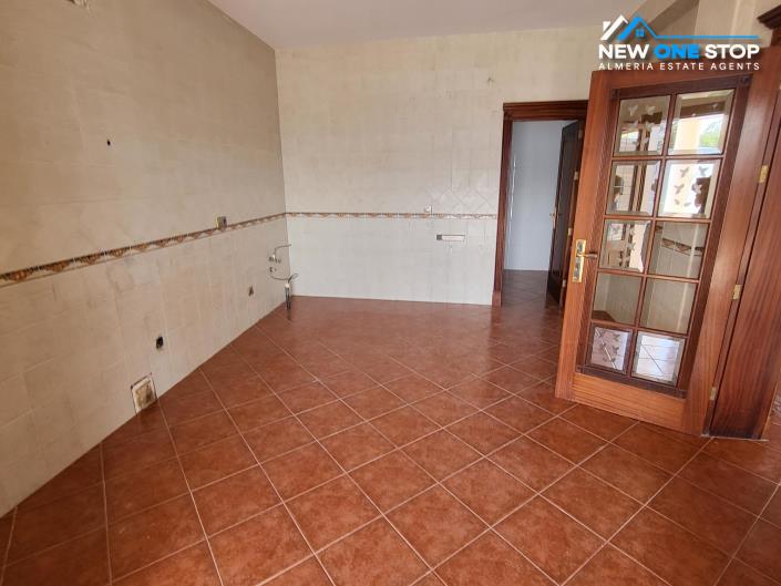 Image No.10-9 Bed Villa for sale