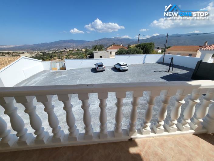 Image No.33-9 Bed Villa for sale