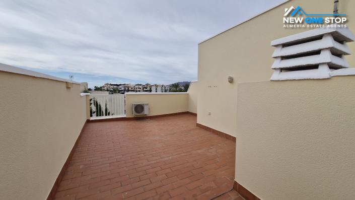 Image No.4-4 Bed Villa for sale