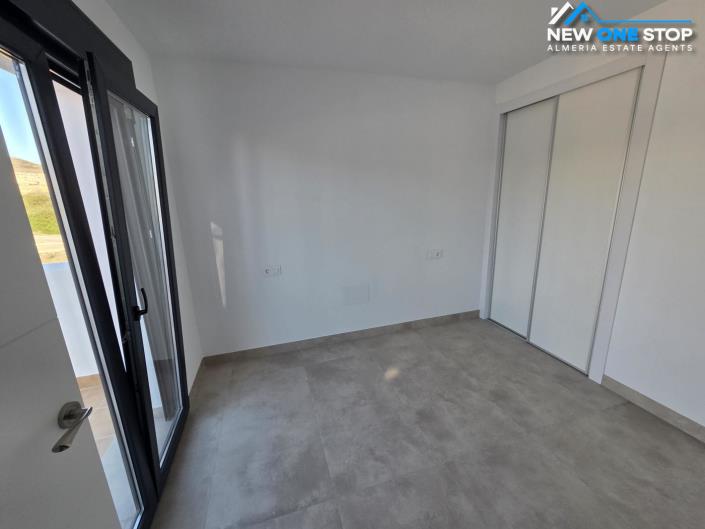 Image No.26-4 Bed House/Villa for sale