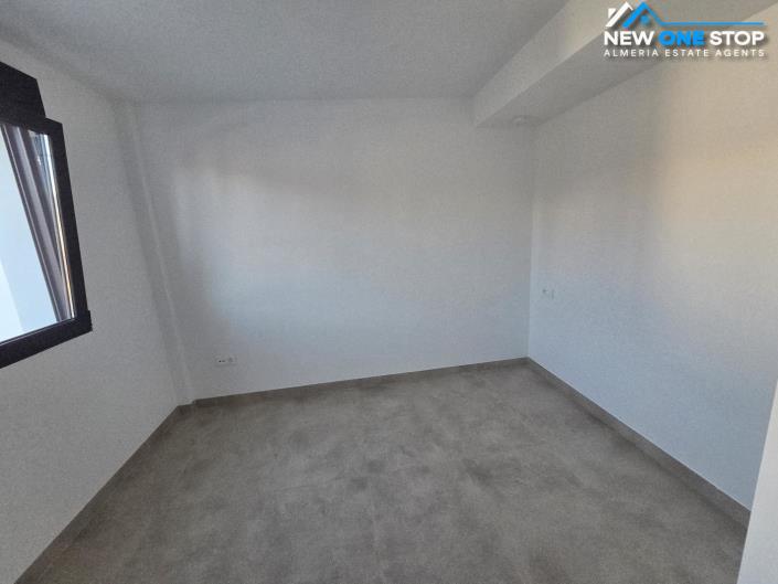 Image No.15-4 Bed House/Villa for sale