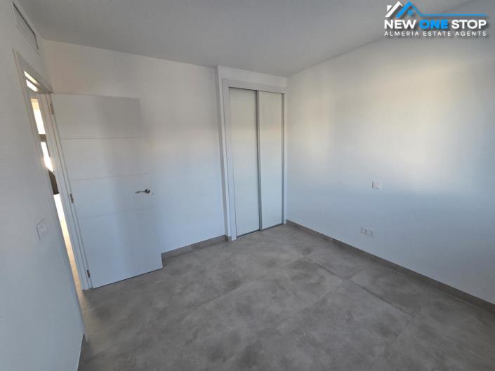 Image No.18-4 Bed House/Villa for sale