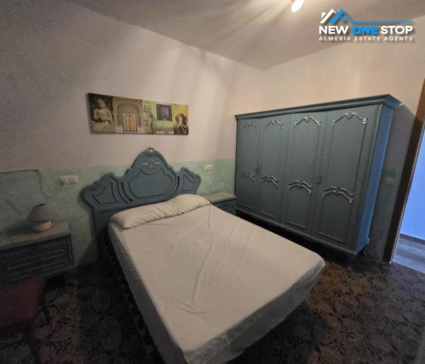 Image No.11-4 Bed House for sale