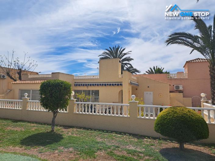 Image No.1-Bungalow de 2 chambres à vendre à San Juan De Los Terreros
