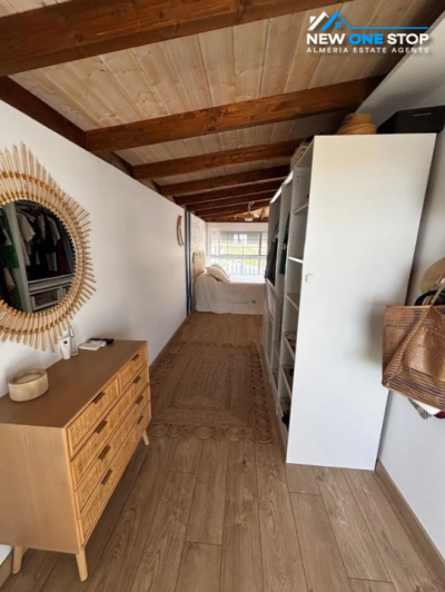 Image No.20-3 Bed Townhouse for sale