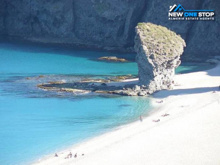 Image No.21-2 Bed Apartment for sale