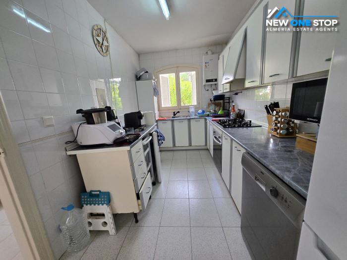 Image No.11-5 Bed House for sale