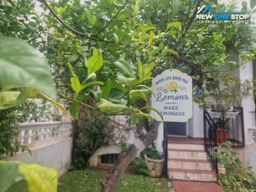 Image No.5-5 Bed House for sale