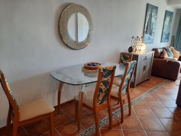 Apartment-Dining