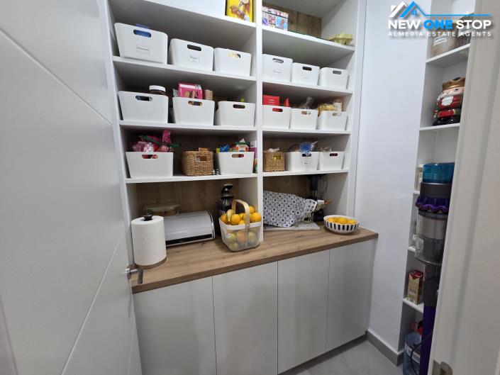 Image No.9-3 Bed Apartment for sale