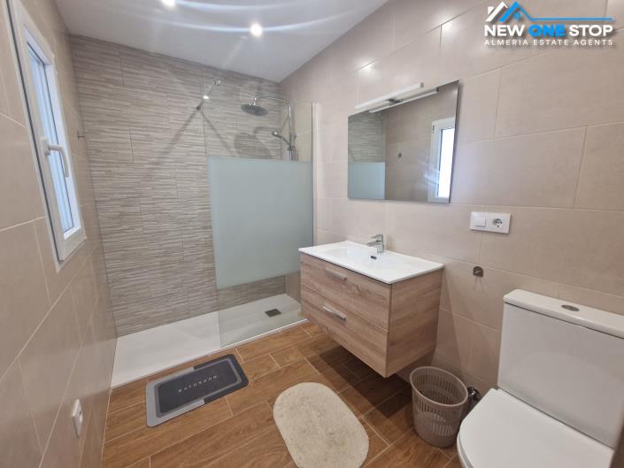 Image No.21-3 Bed Villa for sale