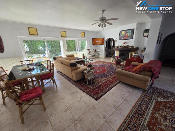 Image No.17-7 Bed Villa for sale