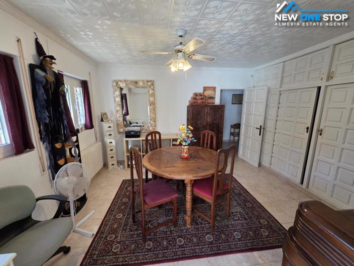 Image No.19-7 Bed Villa for sale