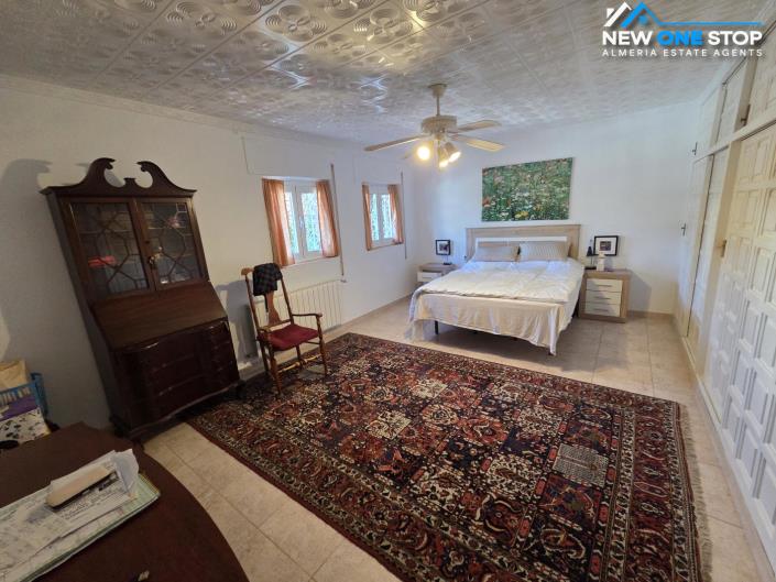 Image No.24-7 Bed Villa for sale