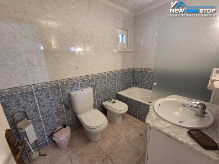 Image No.35-7 Bed Villa for sale