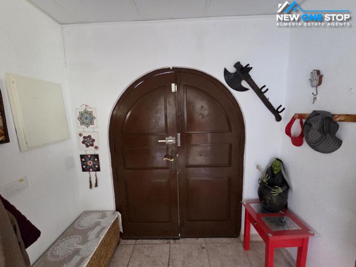 Image No.11-7 Bed Villa for sale