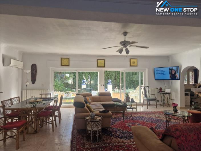 Image No.18-7 Bed Villa for sale