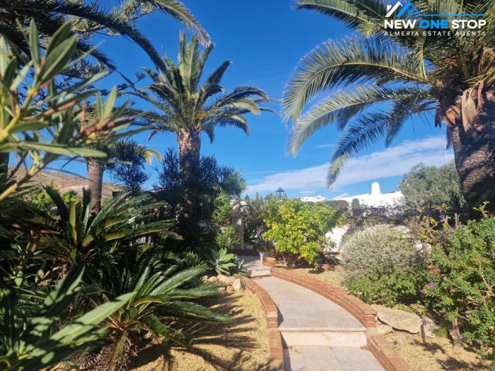 Image No.48-7 Bed Villa for sale