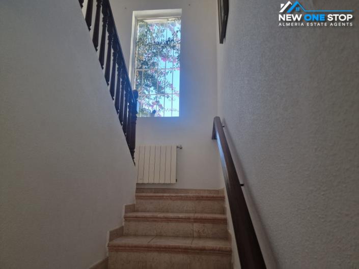 Image No.21-7 Bed Villa for sale