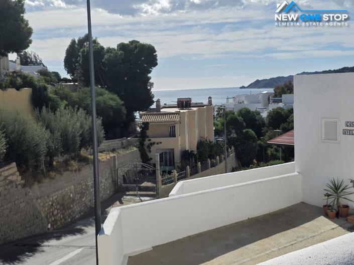 Image No.24-4 Bed Duplex for sale