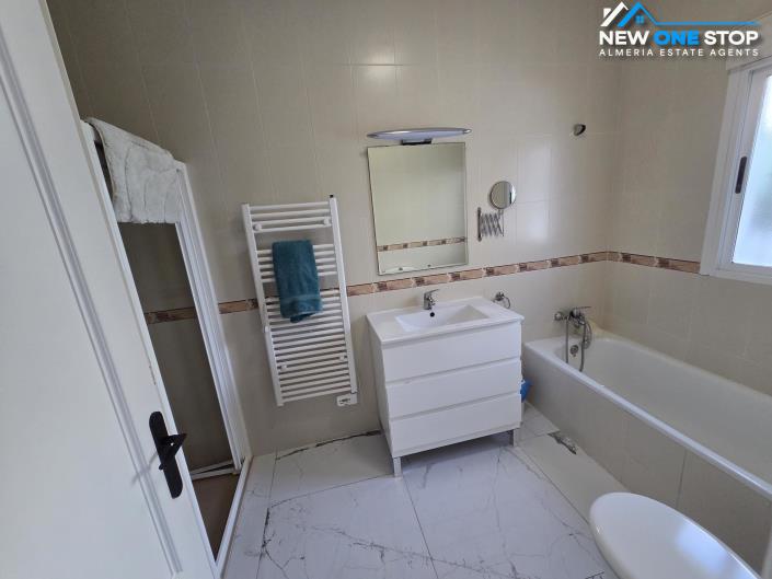 Image No.21-4 Bed House/Villa for sale