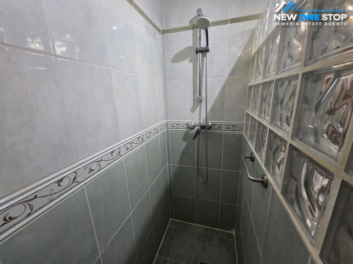 Image No.18-3 Bed Apartment for sale