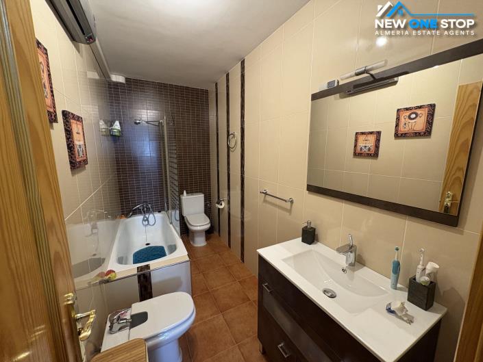 Image No.11-2 Bed Apartment for sale