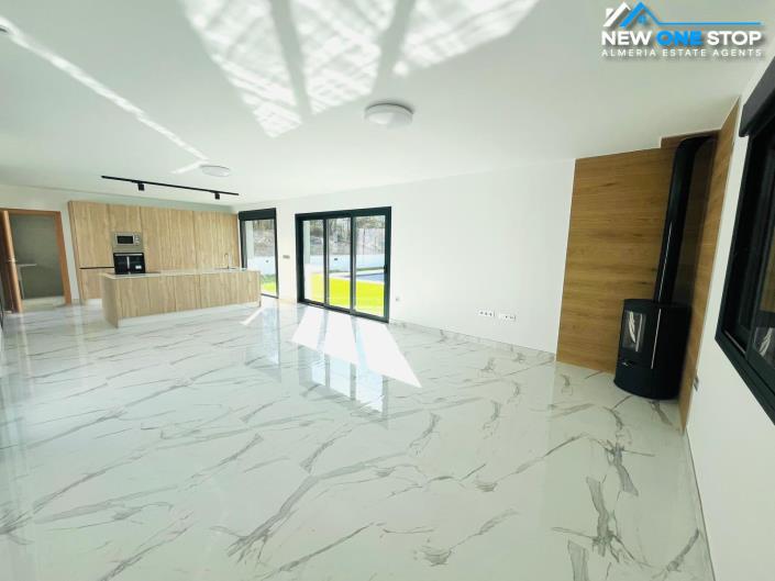 Image No.5-Villa de 3 chambres à vendre à Purias