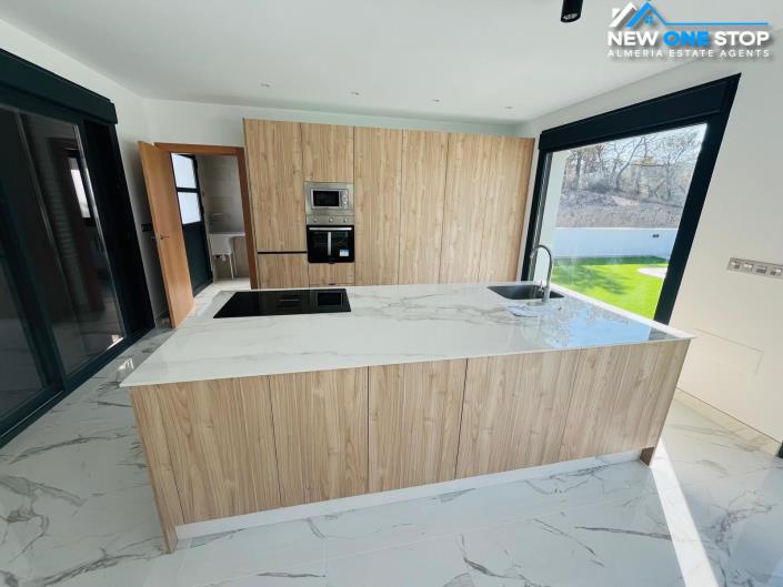 Image No.7-Villa de 3 chambres à vendre à Purias