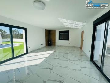 b48d01d7-8dca-4941-8a2e-7b25ca7a23c4