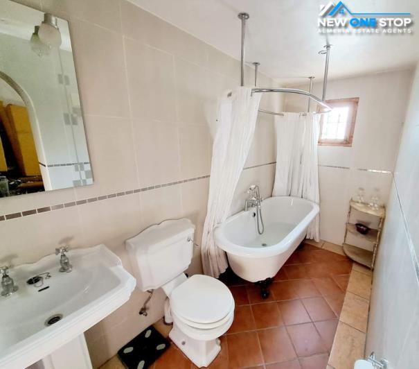 Image No.32-Propriété de pays de 7 chambres à vendre à Cantoria